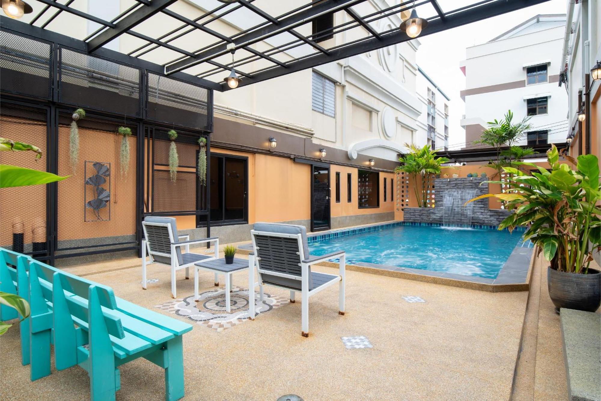 P-Park Hotel Bangkok Esterno foto