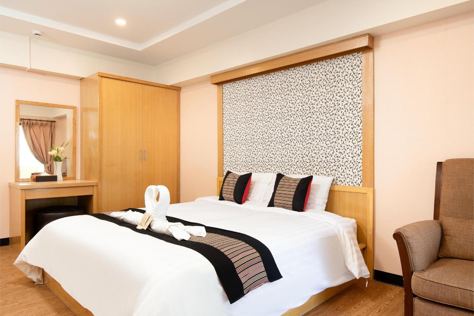 P-Park Hotel Bangkok Esterno foto
