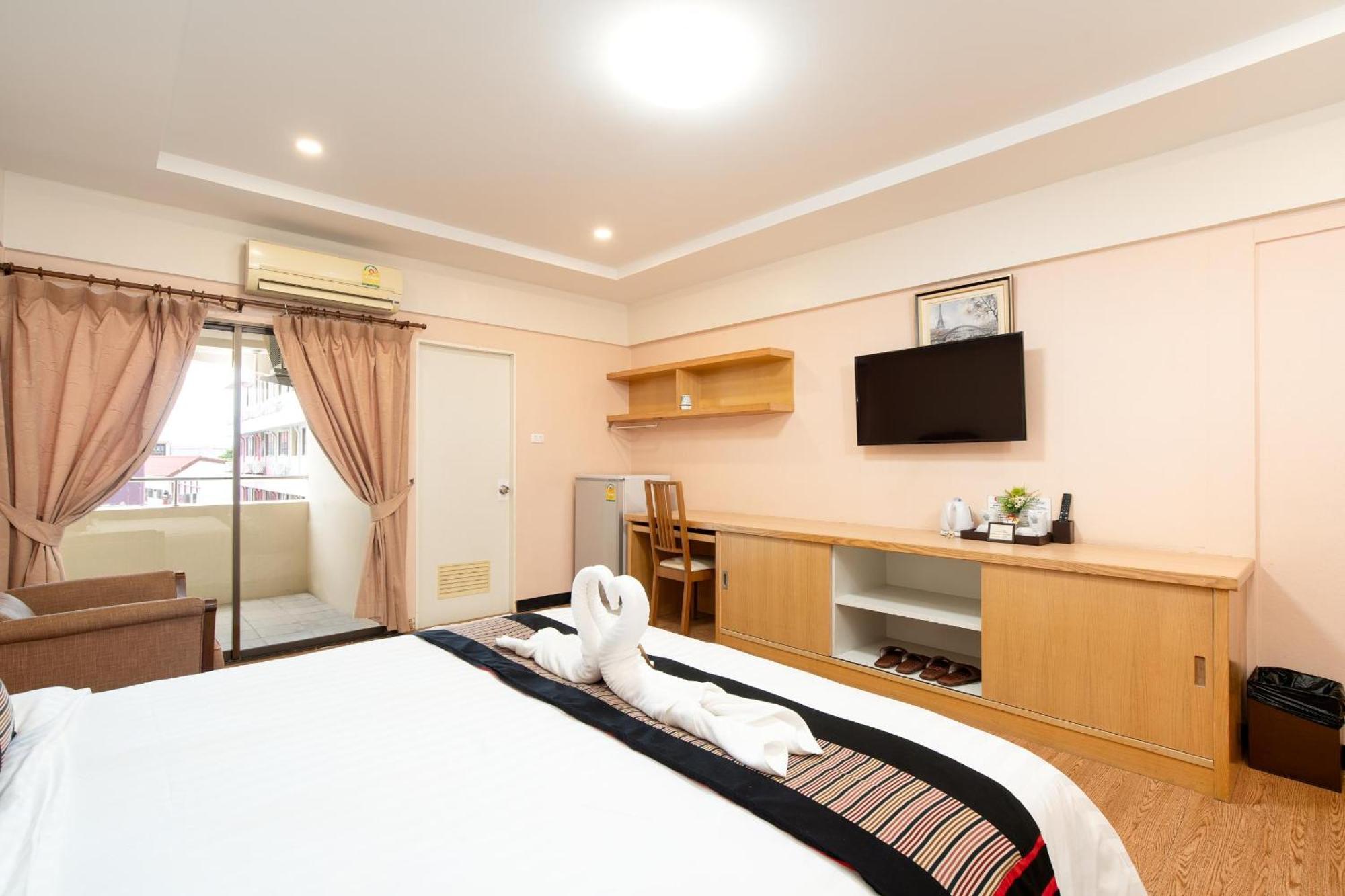 P-Park Hotel Bangkok Esterno foto