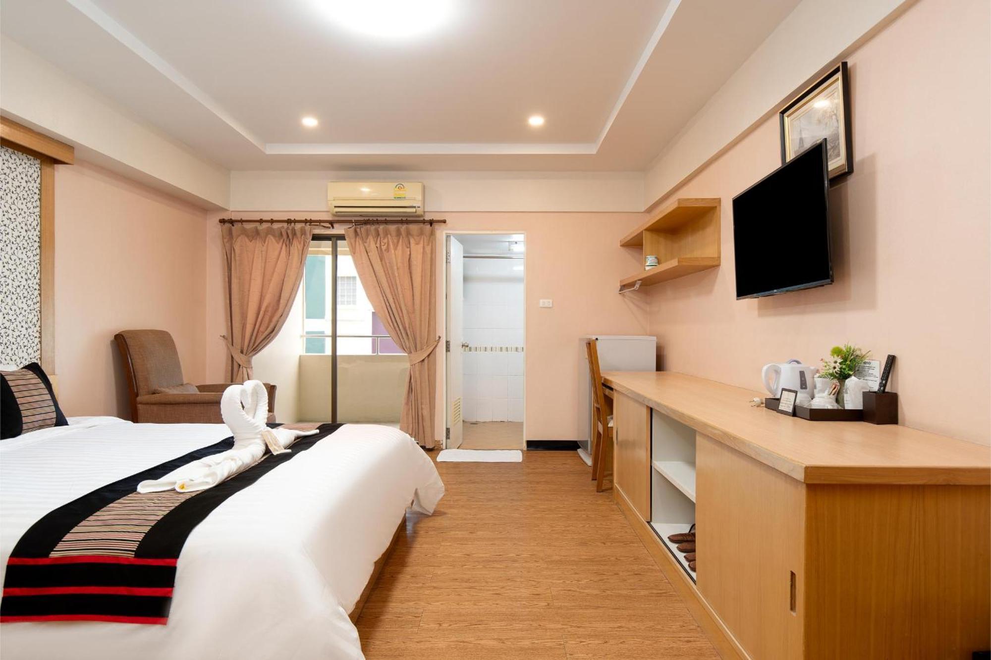 P-Park Hotel Bangkok Esterno foto